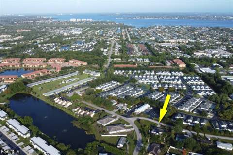 6701 Fiesta Ln, Fort Myers FL - photo 15 of 27
