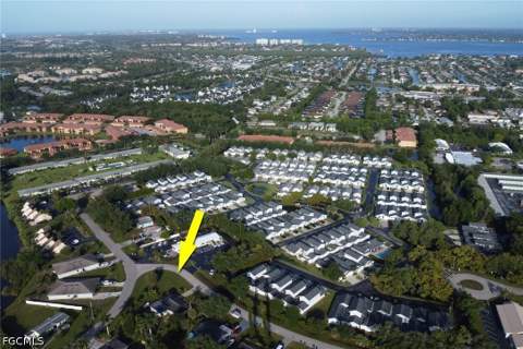 6701 Fiesta Ln, Fort Myers FL - photo 24 of 27