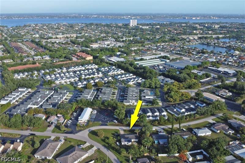 3 bedroom SingleFamilyResidence at 6701 Fiesta LN, FIESTA VILLAGE FIRST ADD, Fort Myers — photo 3