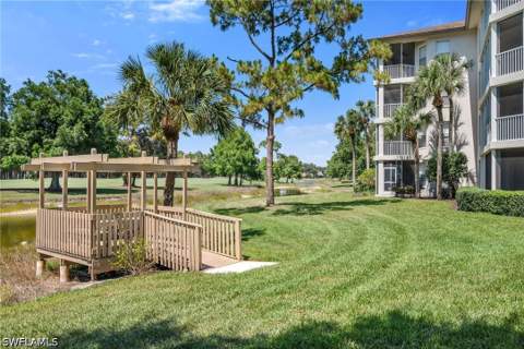 200 Wyndemere Way B402, Naples FL - photo 24 of 38