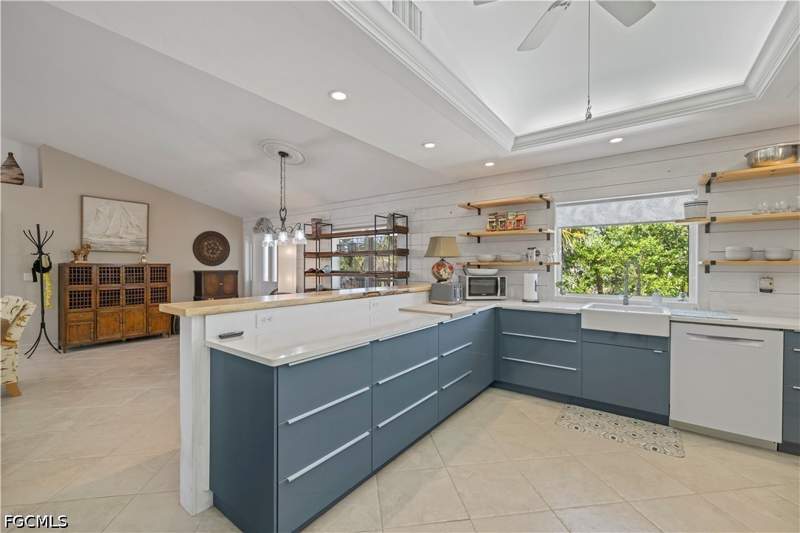 3 bedroom SingleFamilyResidence at 485 Peachtree Rd, Sanibel Highlands, Sanibel — photo 4