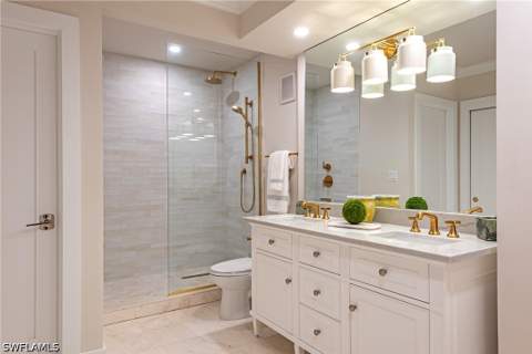 400 Park Shore Dr 304, Naples FL - photo 8 of 19