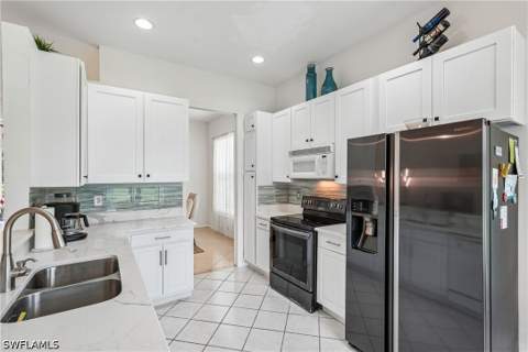 309 Harvard Ln, Naples FL - photo 16 of 50