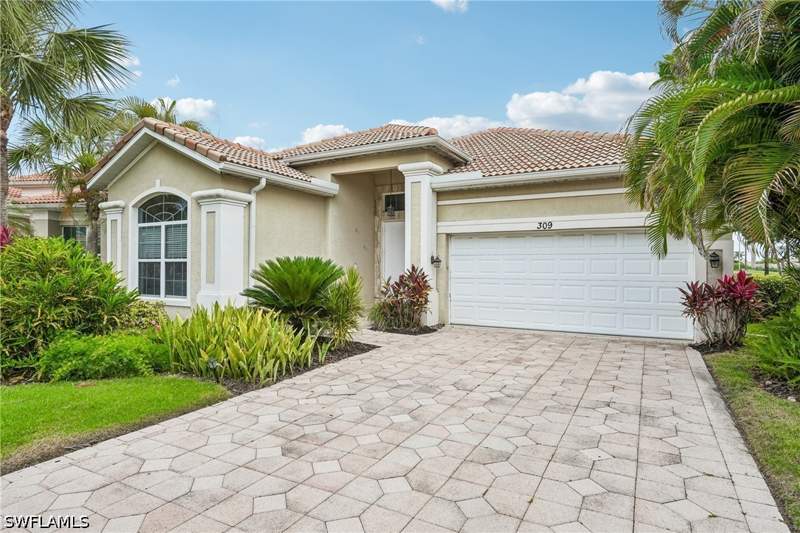 2 bedroom SingleFamilyResidence at 309 Harvard Ln, Oxford Village, Naples — photo 2
