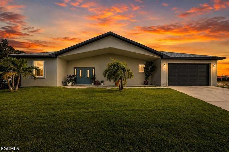 5 bedroom SingleFamilyResidence at 212 SW 20th St, Cape Coral, Cape Coral — photo 1