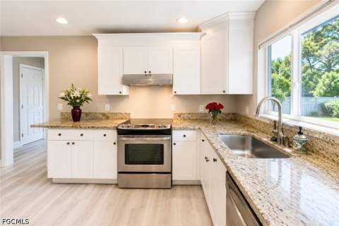 8093 Caloosa Rd, Fort Myers FL - photo 17 of 39