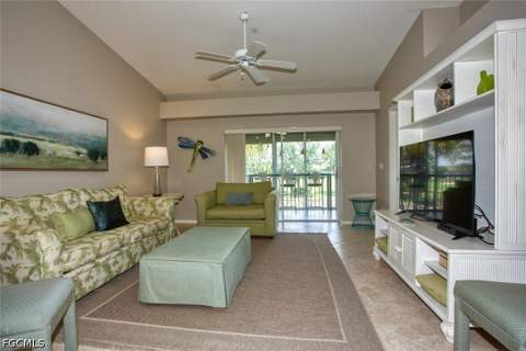 8083 Queen Palm Ln 425, Fort Myers FL - photo 10 of 50