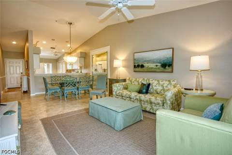 8083 Queen Palm Ln 425, Fort Myers FL - photo 12 of 50