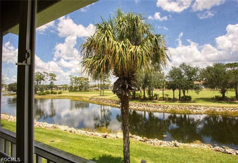 2 bedroom Condominium at 8083 Queen Palm Ln 425, Veranda, Fort Myers — photo 3