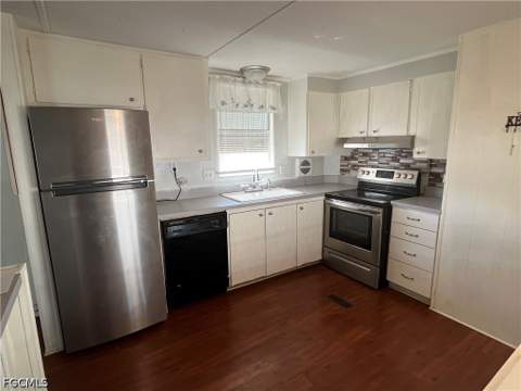 75 Hacienda Blvd, Fort Myers FL - photo 9 of 27