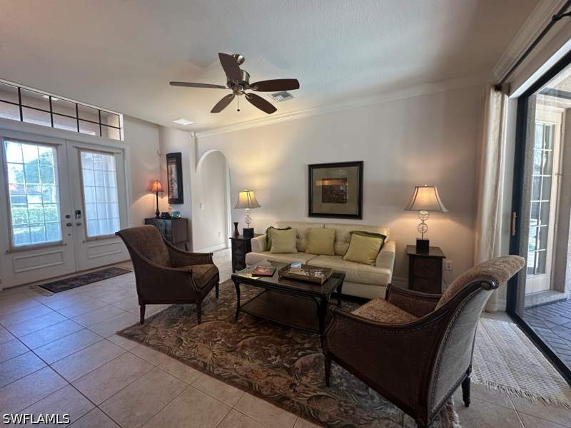4 bedroom SingleFamilyResidence at 967 Tivoli Ct, Briarwood, Naples — photo 4