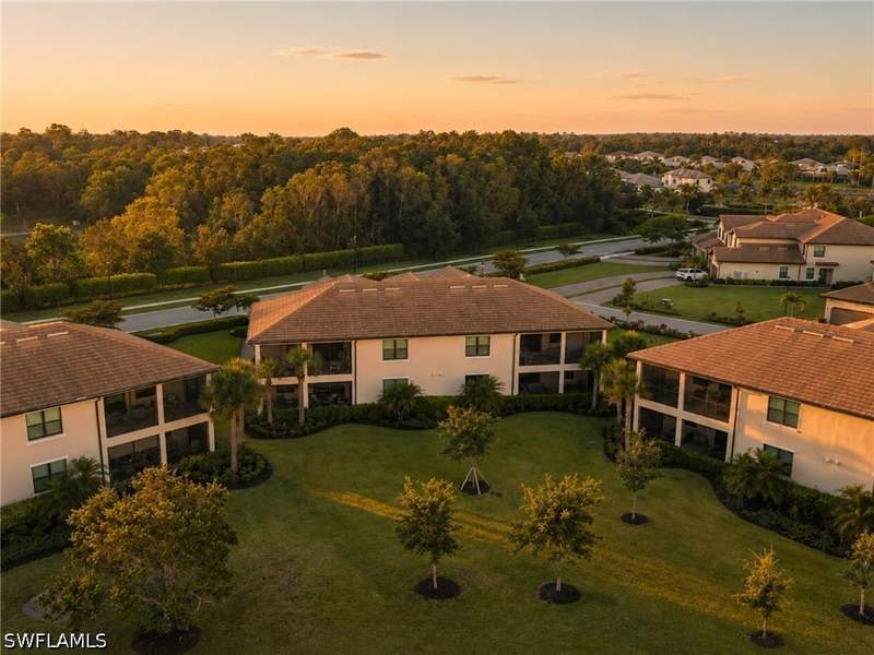3 bedroom Condominium at 2359 Montserrat Ln 202, Lamorada, Naples — photo 5