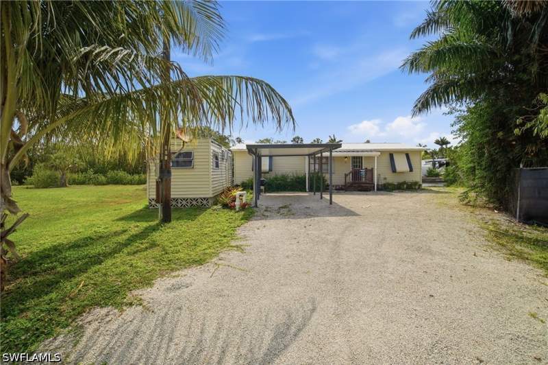 3 bedroom SingleFamilyResidence at 112 Cardinal Ct, Plantation Island, Everglades City — photo 2