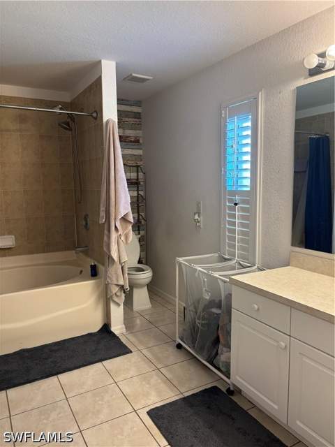 419 Naples Ave S, Lehigh Acres FL - photo 12 of 22