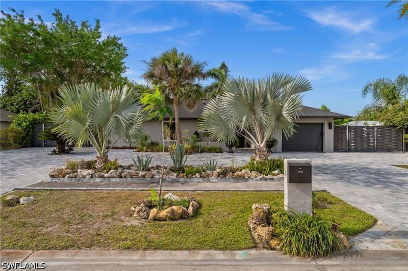 3 bedroom SingleFamilyResidence at 38 Willoughby Dr, Willoughby Acres, Naples — photo 5