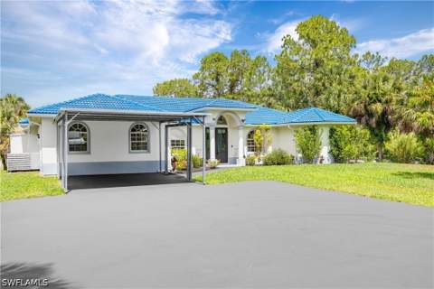 104 12th Ave NW, Naples FL - photo 7 of 37