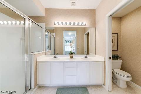 1940 Willow Bend Cir 202, Naples FL - photo 12 of 30