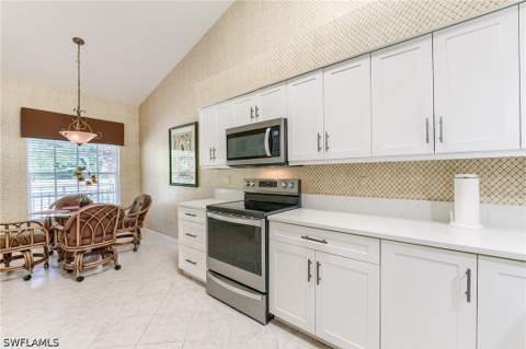 1940 Willow Bend Cir 202, Naples FL - photo 21 of 30