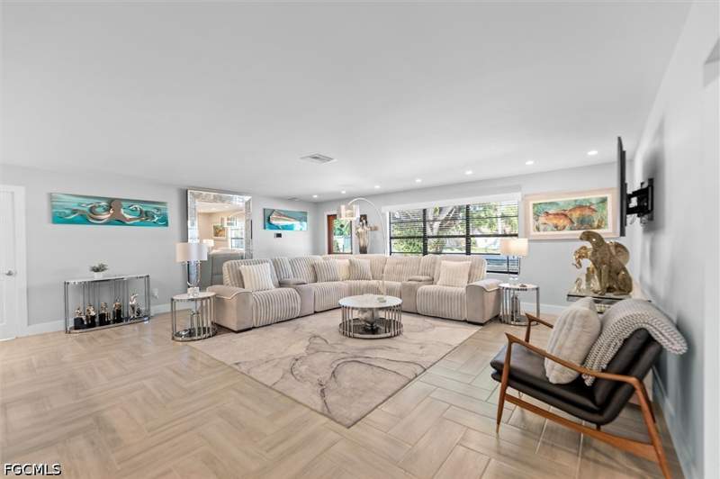 4 bedroom SingleFamilyResidence at 1200 Patterson Rd, Cape Coral, Cape Coral — photo 4