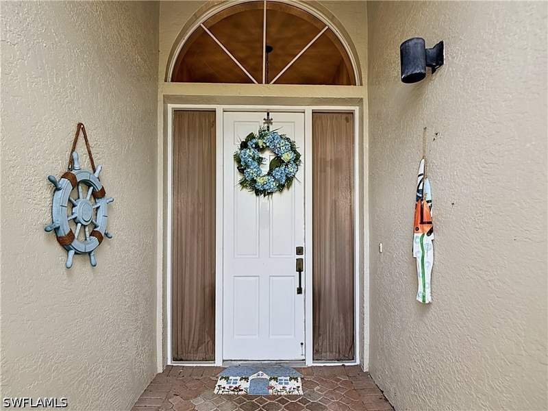 3 bedroom SingleFamilyResidence at 19372 Silver Oak Dr, Silver Oak At The Vines, Estero — photo 2
