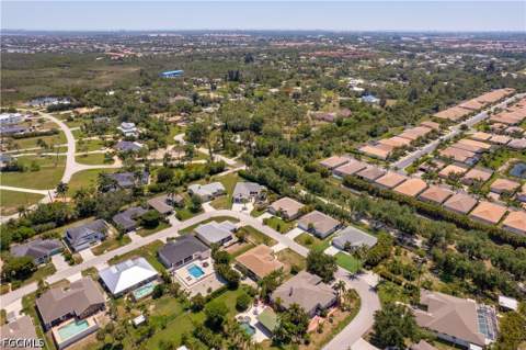 7930 Sandel Wood Cir W, Fort Myers FL - photo 10 of 37