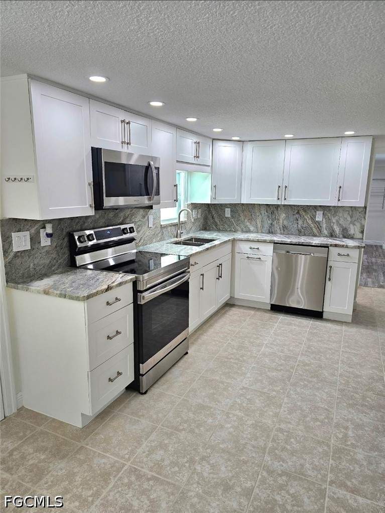 3 bedroom ManufacturedHome at 1130 Patterson Rd, Cape Coral, Cape Coral — photo 3