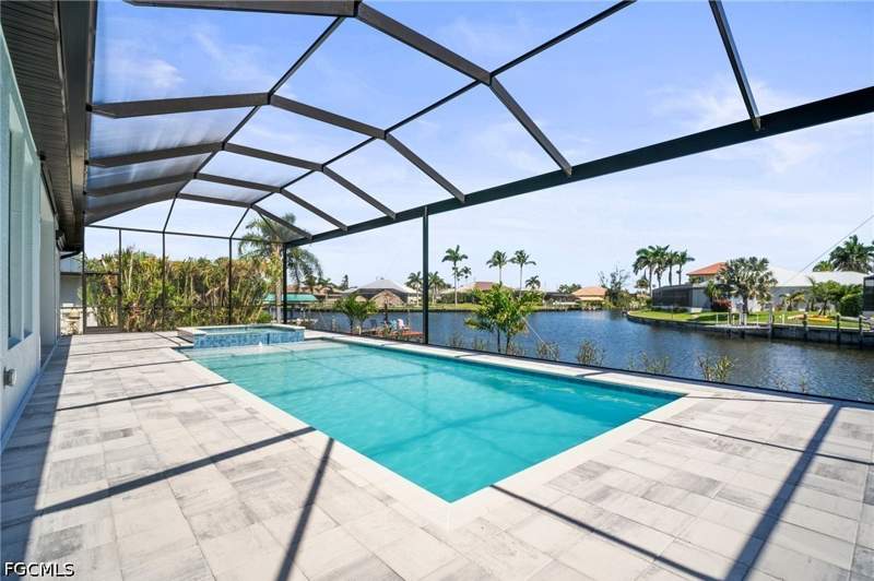 3 bedroom SingleFamilyResidence at 2304 SW 38th Ter, Cape Coral, Cape Coral — photo 5