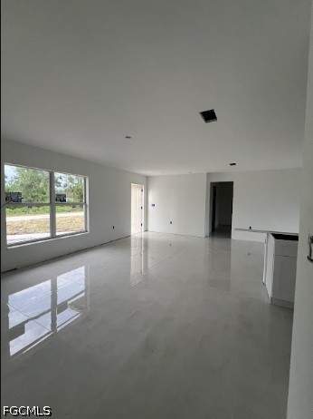 3 bedroom SingleFamilyResidence at 1138 Dutchess St E, Lehigh Acres, Lehigh Acres — photo 2
