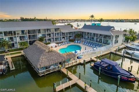 900 Broad Ave S 117, Naples FL - photo 14 of 43