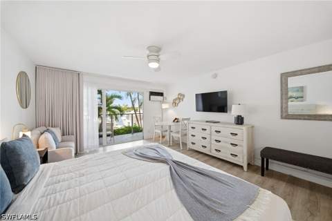 900 Broad Ave S 117, Naples FL - photo 23 of 43