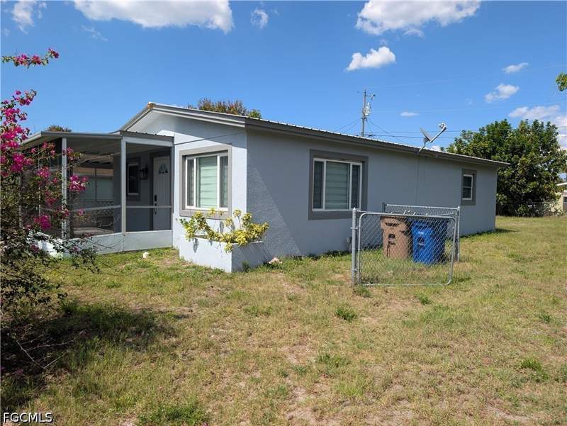 3 bedroom SingleFamilyResidence at 42 Andora St, Lehigh Acres, Lehigh Acres — photo 2