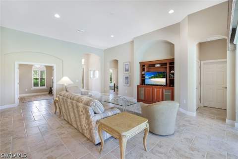 12118 Wicklow Ln, Naples FL - photo 11 of 43