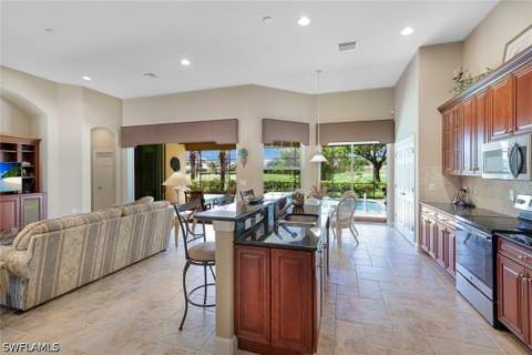 12118 Wicklow Ln, Naples FL - photo 18 of 43