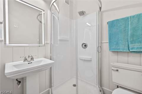 243 Driftwood Ln, Fort Myers Beach FL - photo 22 of 40