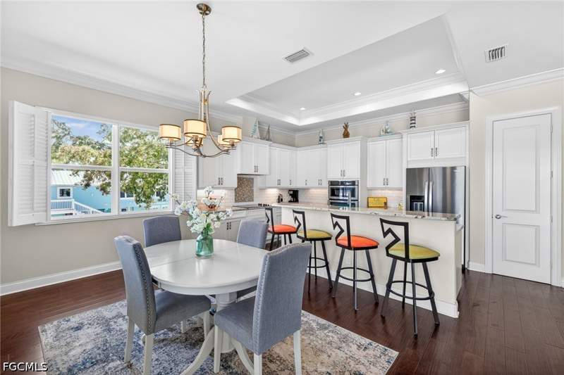 3 bedroom SingleFamilyResidence at 243 Driftwood Ln, Flamingo Park, Fort Myers Beach — photo 5