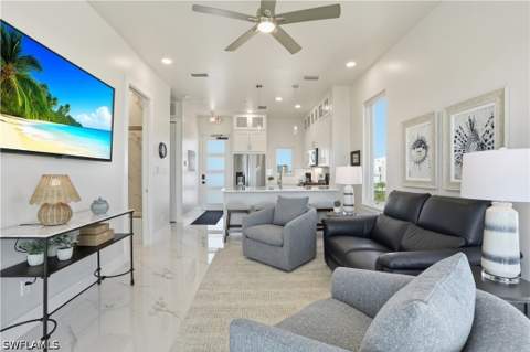 855 Lagoon St 1, Fort Myers Beach FL - photo 9 of 44