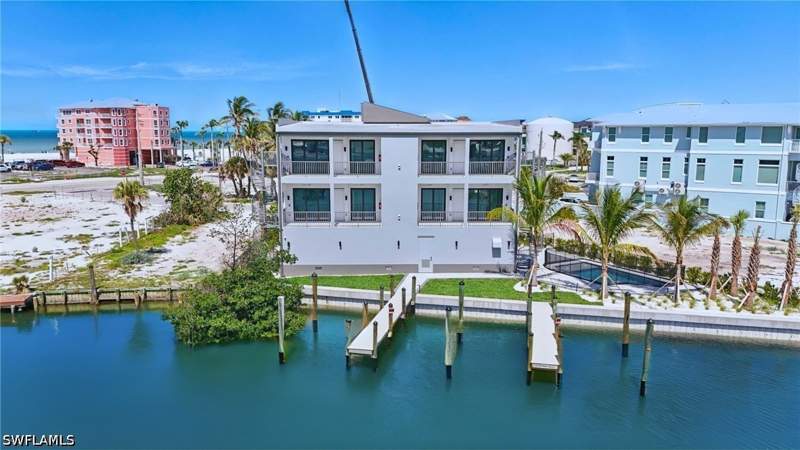 2 bedroom Condominium at 855 Lagoon ST 2, ISLAND SHORES, Fort Myers Beach — photo 1