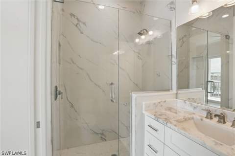 855 Lagoon St 2, Fort Myers Beach FL - photo 16 of 36