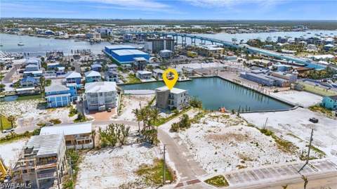 855 Lagoon St 2, Fort Myers Beach FL - photo 24 of 36