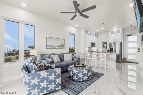 855 Lagoon St 3, Fort Myers Beach FL - photo 13 of 48