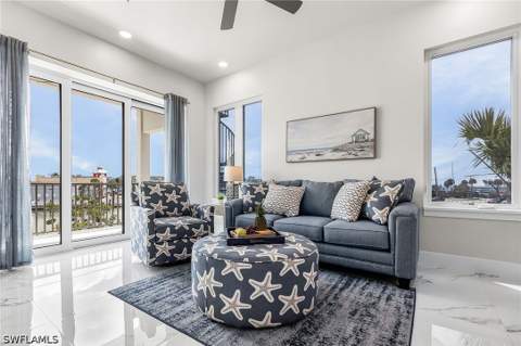 855 Lagoon St 3, Fort Myers Beach FL - photo 14 of 48