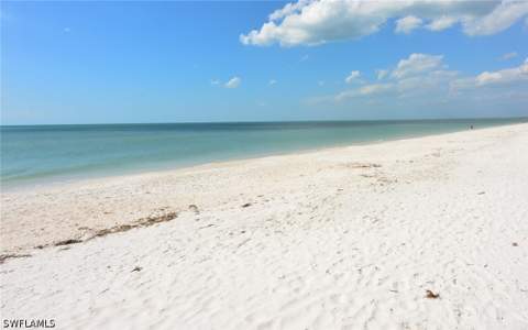 219 Bayfront Dr, Bonita Springs FL - photo 12 of 48