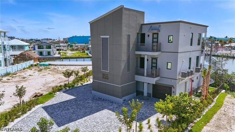 2 bedroom Condominium at 855 Lagoon ST 4, ISLAND SHORES, Fort Myers Beach — photo 1