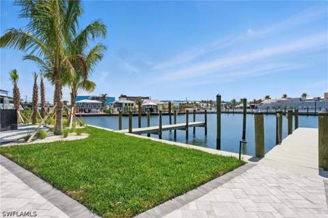 855 Lagoon St 4, Fort Myers Beach FL - photo 10 of 41
