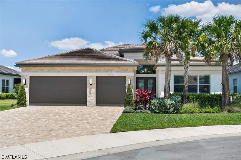 3 bedroom SingleFamilyResidence at 12078 Mimosa St, Valencia Trails, Naples — photo 3