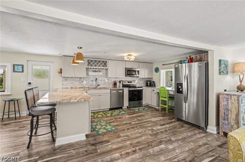 17540 Peppard Dr, Fort Myers Beach FL - photo 7 of 42