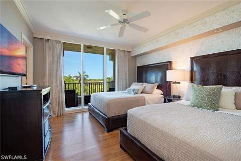 8990 Bay Colony Dr 403, Naples FL - photo 9 of 22