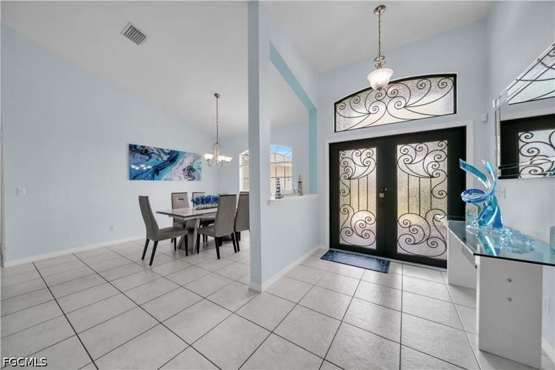 4 bedroom SingleFamilyResidence at 1722 SW 38th Ter, Cape Coral, Cape Coral — photo 5
