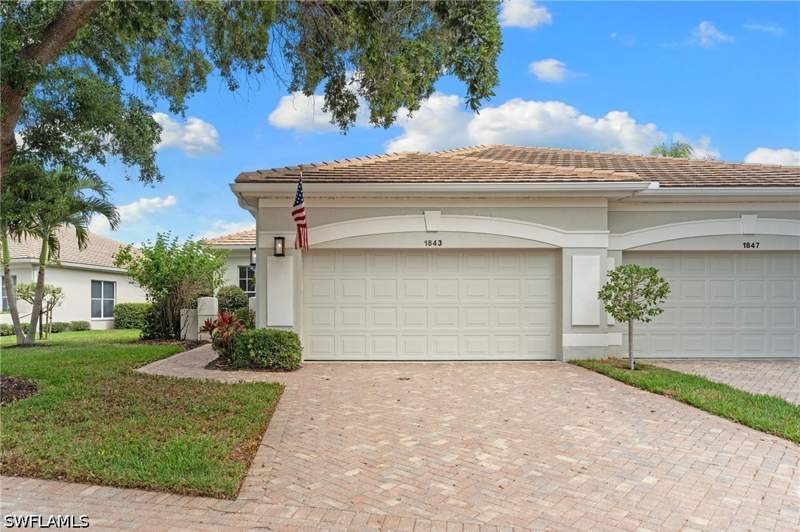 2 bedroom Attached at 1843 Leamington Ln, Shoreham, Naples — photo 4