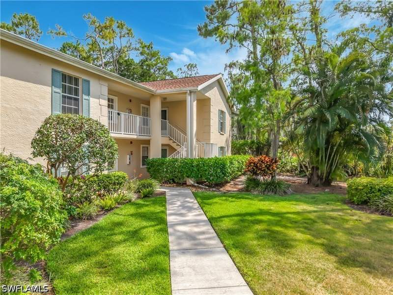 2 bedroom Condominium at 1708 Kings Lake Blvd 5-106, Greenfield Village, Naples — photo 2